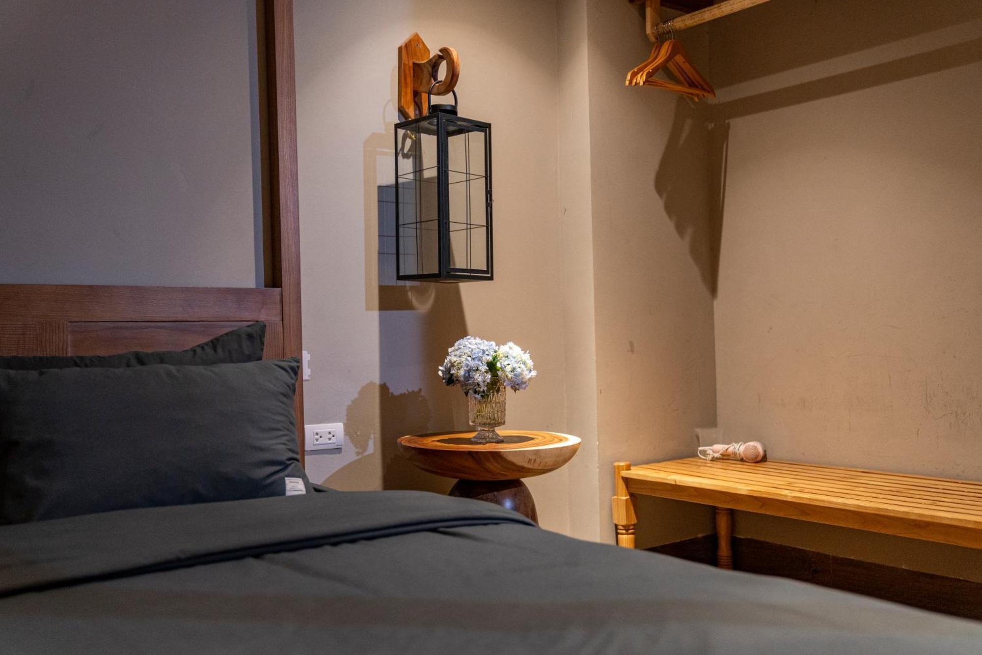Le'S Home Boutique Homestay In The Center Hanoi Old Quarter Extérieur photo